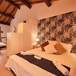 Casa Grande De Covas-Apartamentos Boutique En La Ribeira Sacra Apartament