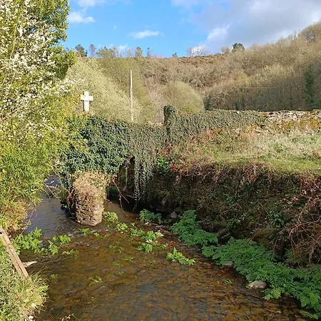 Daire Casa Grande De Covas-rural Boutique & En La Ribeira Sacra