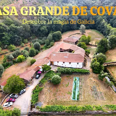 Casa Grande De Covas-rural Boutique & En La Ribeira Sacra Daire