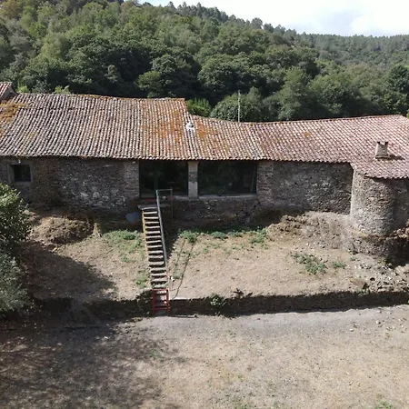 Casa Grande De Covas-Apartamentos Boutique En La Ribeira Sacra Apartment