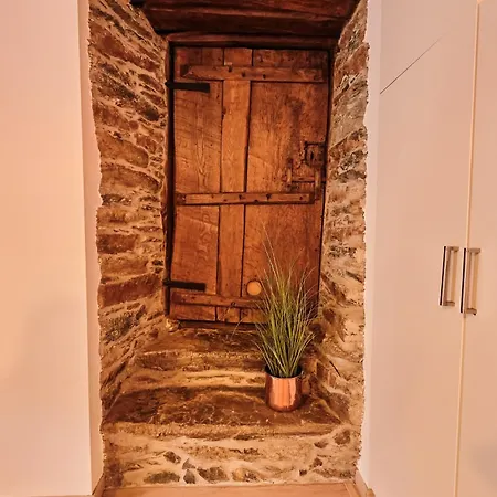 Casa Grande De Covas-rural Boutique & En La Ribeira Sacra *