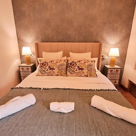 Casa Grande De Covas-rural Boutique&agroturismo En La Ribeira Sacra *