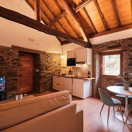 Casa Grande De Covas-rural Boutique&agroturismo En La Ribeira Sacra * Taboada