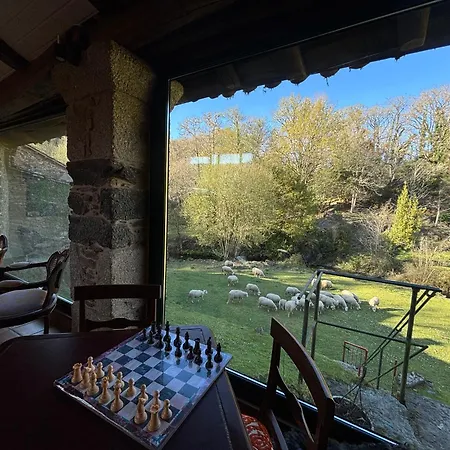 Casa Grande De Covas-rural Boutique & En La Ribeira Sacra