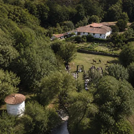 Casa Grande De Covas-rural Boutique & En La Ribeira Sacra Taboada