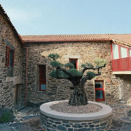 Casa Grande De Covas-rural Boutique & En La Ribeira Sacra * Taboada