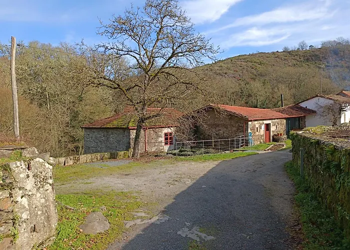 Casa Grande De Covas-apartamentos Boutique Turísticos- Ribeira Sacra *