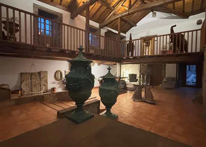 Casa Grande De Covas-apartamentos Boutique Turísticos- Ribeira Sacra