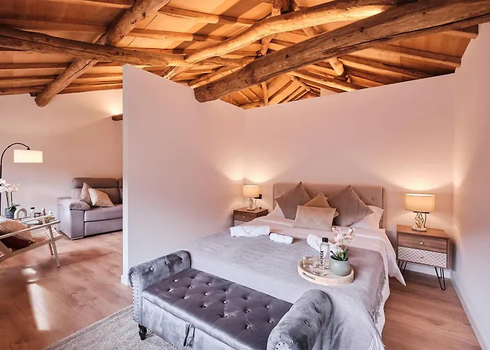 Casa Grande De Covas-Apartamentos Boutique En La Ribeira Sacra Apartment