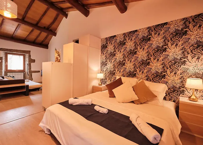 Casa Grande De Covas-Apartamentos Boutique En La Ribeira Sacra Apartment