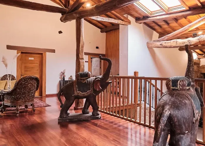 Casa Grande De Covas-Apartamentos Boutique En La Ribeira Sacra